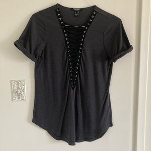 EUC Lacer Front T-shirt